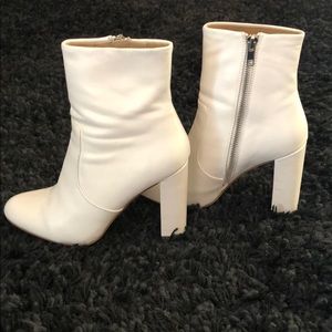 steve madden leather block heel booties